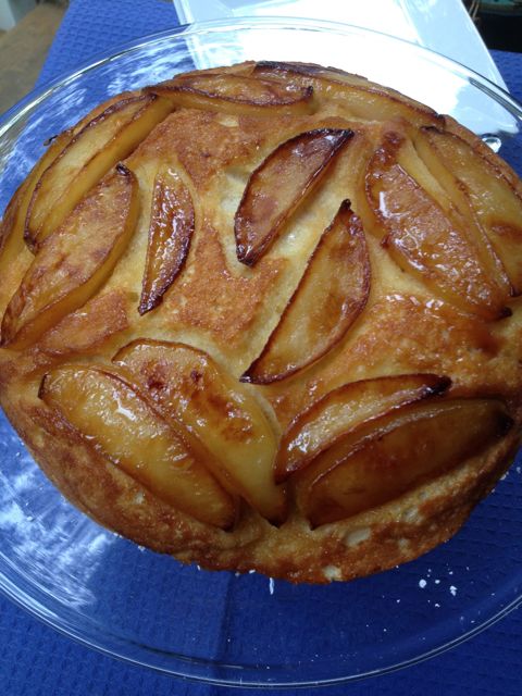 Post image for Caramelized Pear Skillet Souffle #BakeTogether